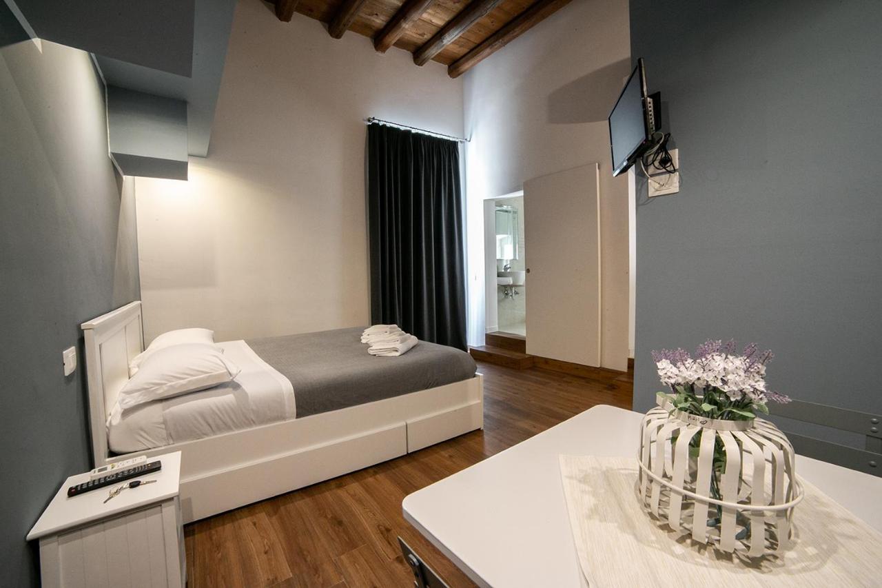 Sweet Suites Трани Экстерьер фото